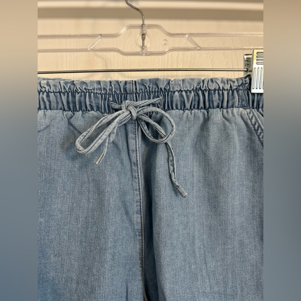 American Eagle Light Cotton Drawstring Shorts Sma… - image 3